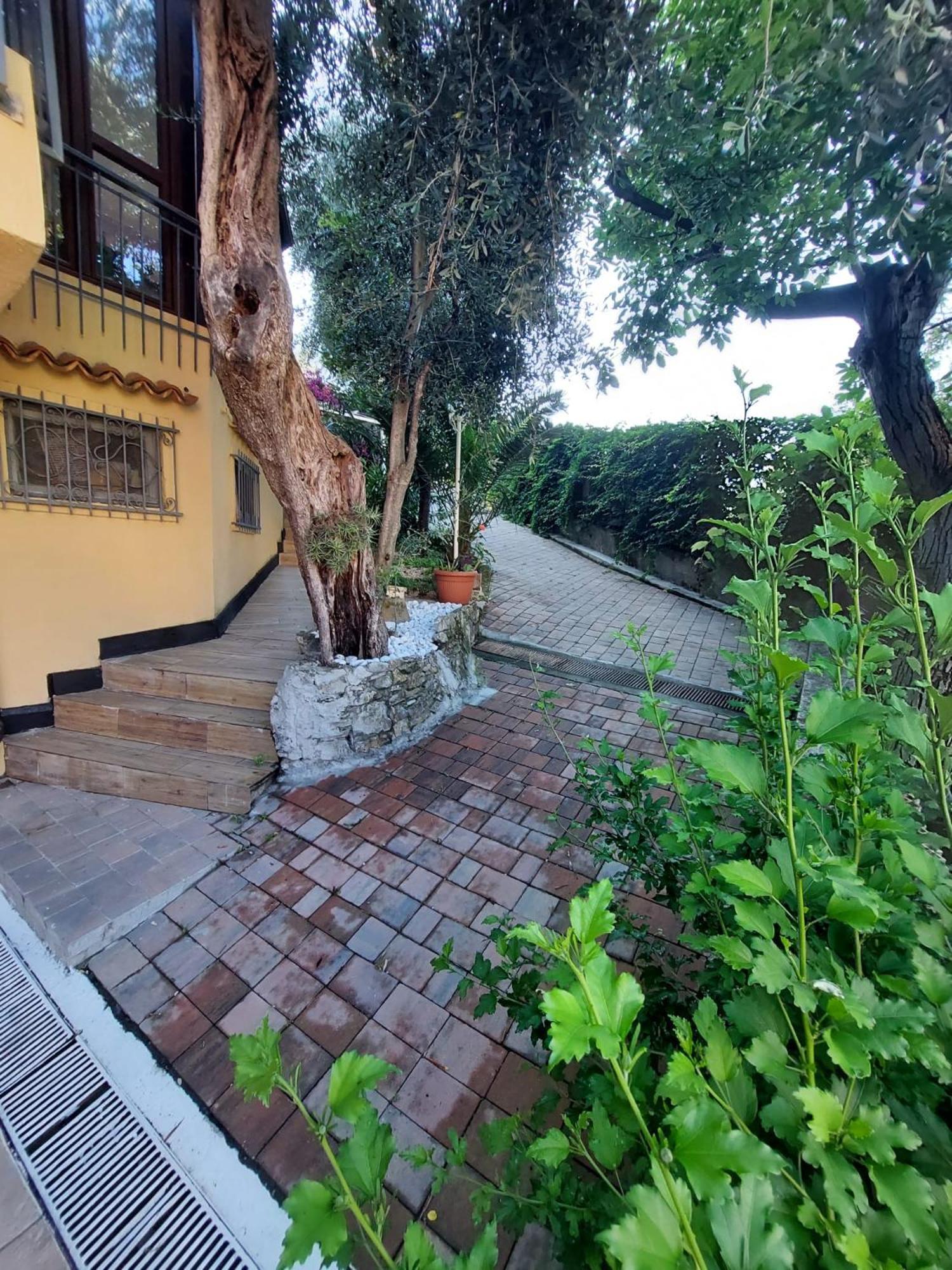 Riviera Garden Apartment Genoa Exterior photo